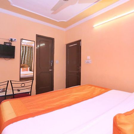 Super Hotel O Rajesh Palace Chandigarh Luaran gambar