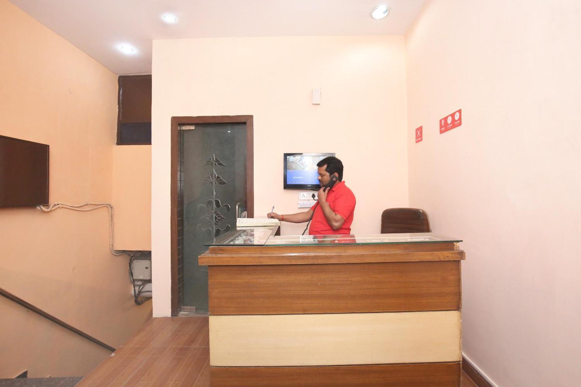 Super Hotel O Rajesh Palace Chandigarh Luaran gambar
